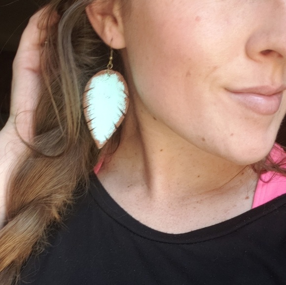 2 Inch | Rustic Leather Feather Earrings - Picture 3 of 5